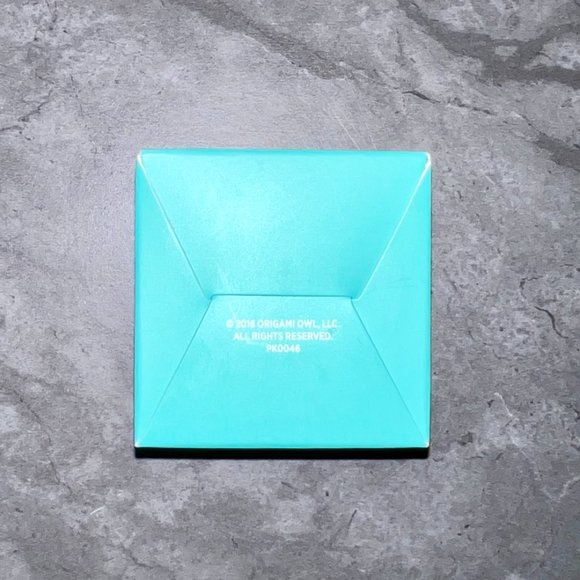 Pearl Cluster Earrings w/ Swarovski Crystals in Chocolate Gold by Origami Owl - Picture 6 of 8